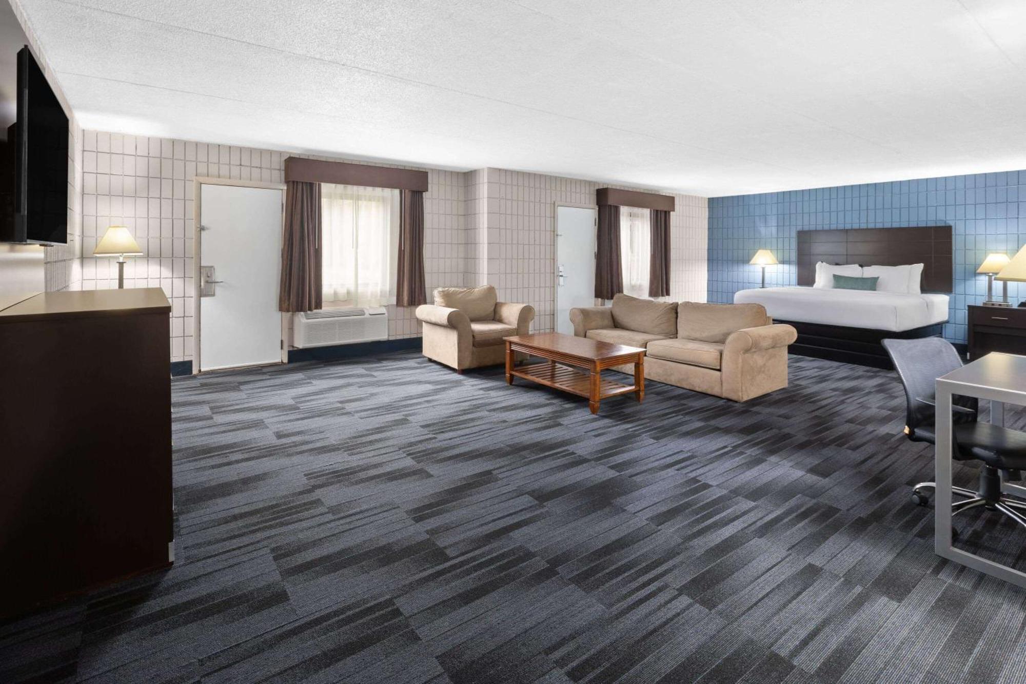 Surestay By Western 3*