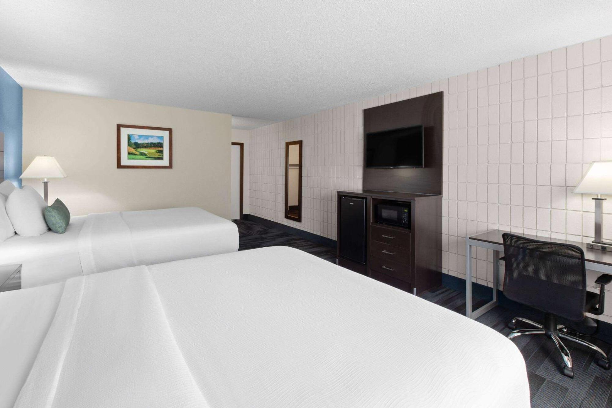 Surestay By Western Hotel
