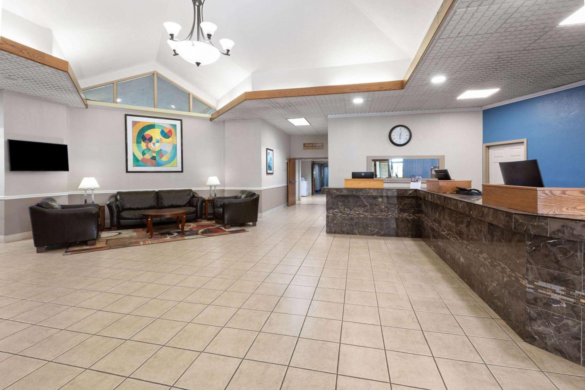 Hotel Surestay By Western